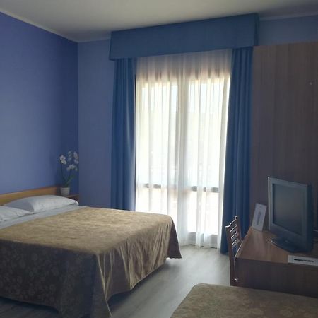 Hotel Le Ginestre Filignano Dış mekan fotoğraf
